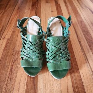 Enzo Angiolini Wedges